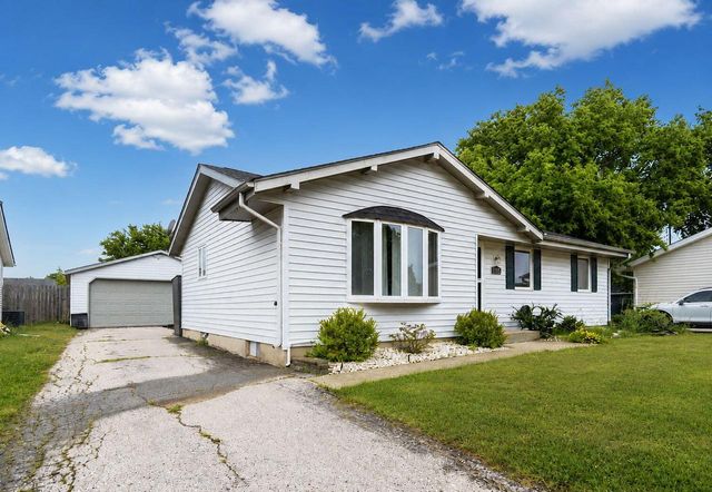 1762 21st AVENUE, Kenosha, WI 53140