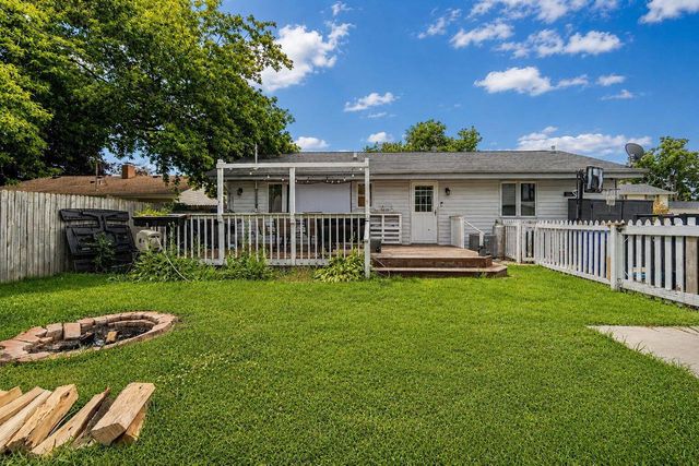 1762 21st AVENUE, Kenosha, WI 53140