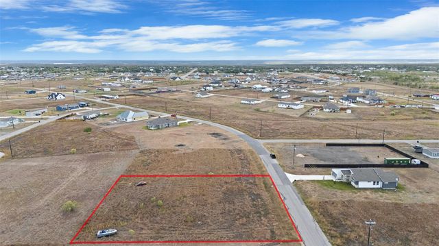 204 Alonzo DR, Del Valle, TX 78617