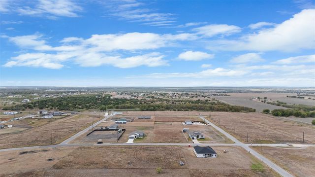 204 Alonzo DR, Del Valle, TX 78617