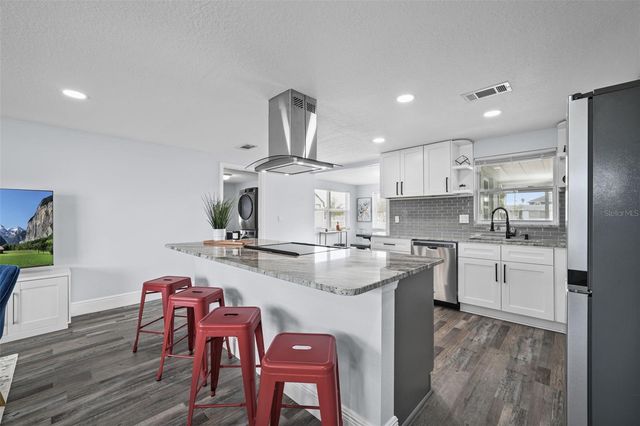 13704 VERONICA DRIVE, Hudson, FL 34667