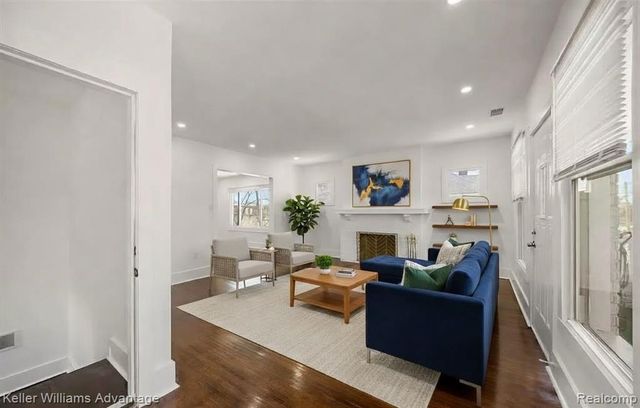 1975 Gladstone Street, Detroit, MI 48206