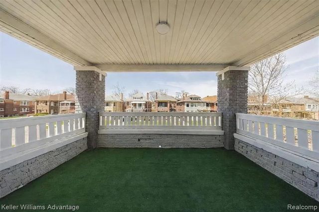 1975 Gladstone Street, Detroit, MI 48206