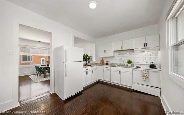 1975 Gladstone Street, Detroit, MI 48206