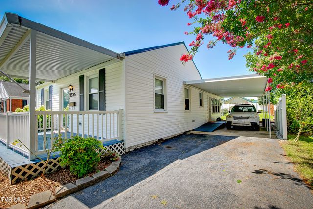 1525 Carolina Avenue, Kingsport, TN 37660