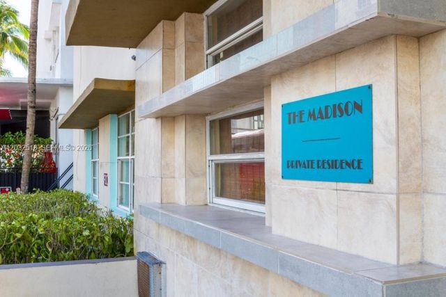 3030 Collins Avenue 4E, Miami Beach, FL 33140
