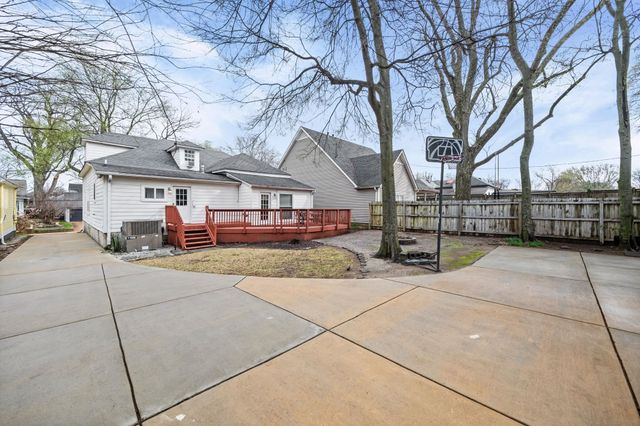 2113 VINTON AVE, Memphis, TN 38104