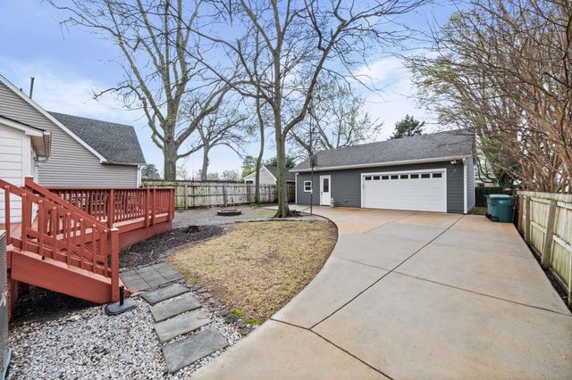 2113 VINTON AVE, Memphis, TN 38104