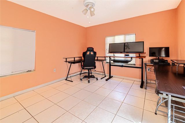 7410 5TH AVENUE N, St Petersburg, FL 33710