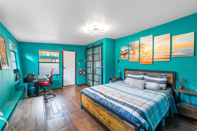 7410 5TH AVENUE N, St Petersburg, FL 33710