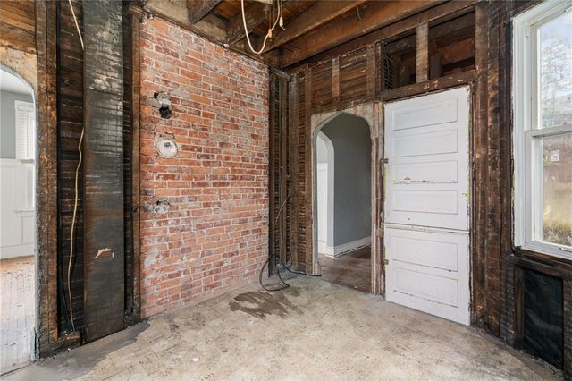 1600 Alverado Ave, Beechview, PA 15216