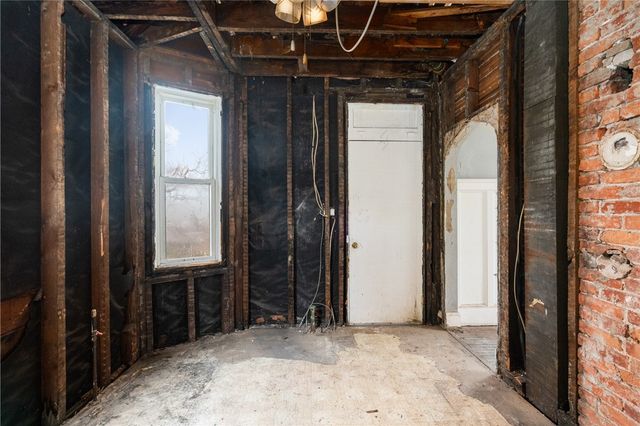 1600 Alverado Ave, Beechview, PA 15216