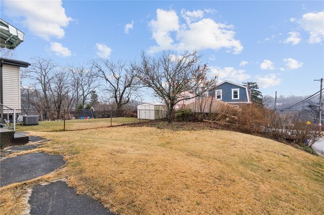 1600 Alverado Ave, Beechview, PA 15216