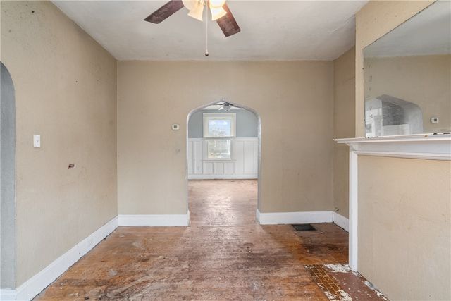 1600 Alverado Ave, Beechview, PA 15216