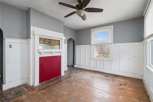 1600 Alverado Ave, Beechview, PA 15216