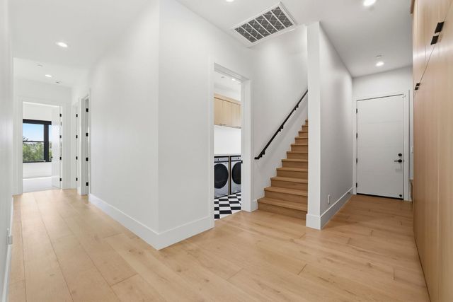 9764 Powerhouse Rd, Newcastle, CA 95658