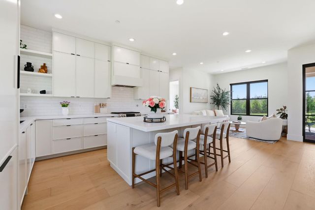 9764 Powerhouse Rd, Newcastle, CA 95658
