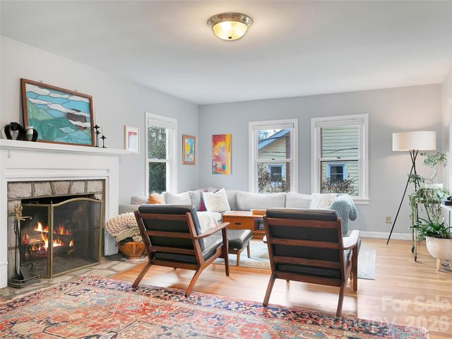 401 Park Avenue, Brevard, NC 28712