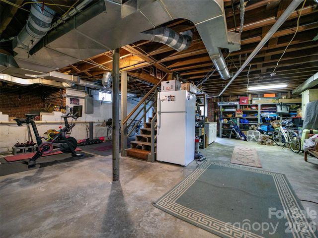 401 Park Avenue, Brevard, NC 28712