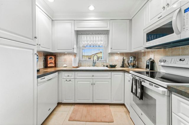 14080 Nesting Way A, Delray Beach, FL 33484