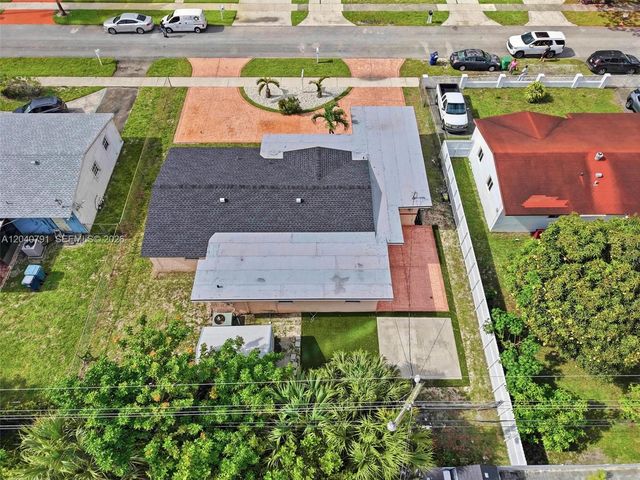 4481 NW 176th Terrace, Miami Gardens, FL 33055