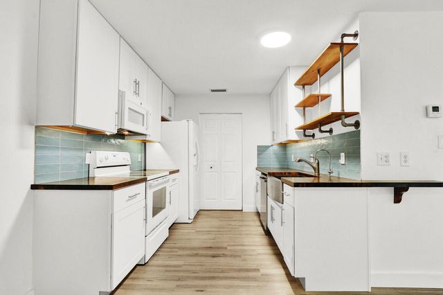 8356 SE Croft Circle O-3, Hobe Sound, FL 33455