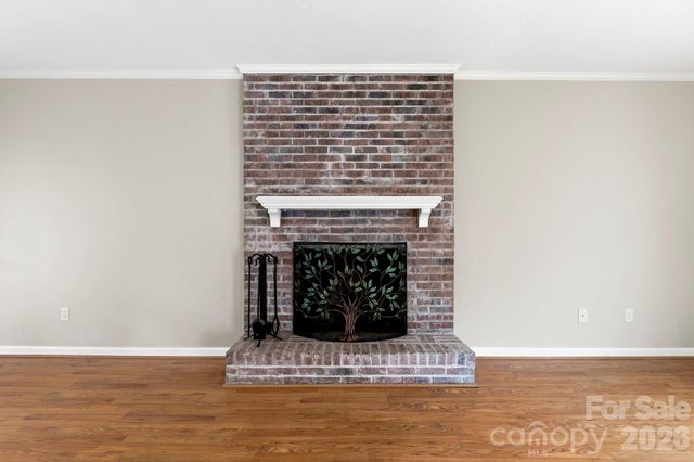 16 Trappers Run Drive, Asheville, NC 28805