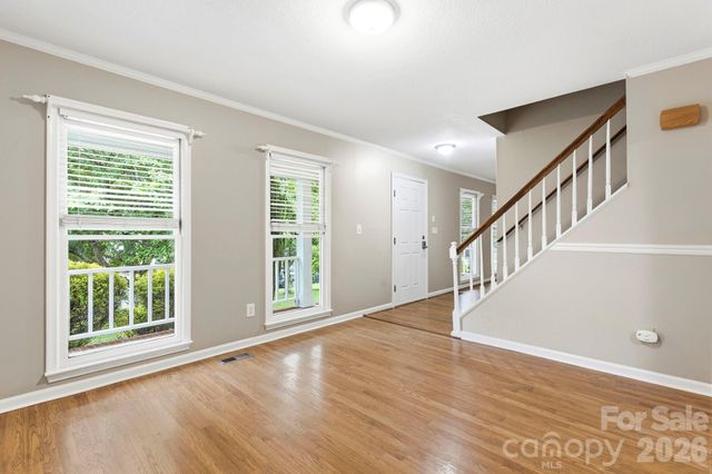 16 Trappers Run Drive, Asheville, NC 28805