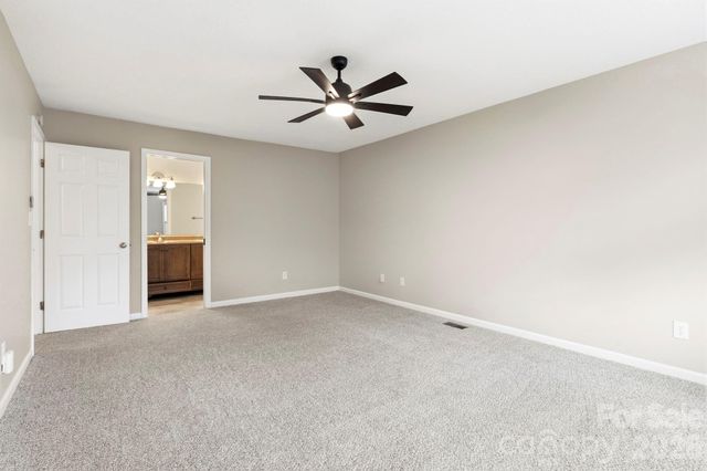 16 Trappers Run Drive, Asheville, NC 28805