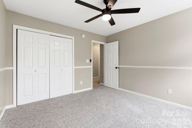 16 Trappers Run Drive, Asheville, NC 28805