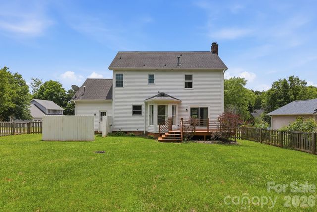 16 Trappers Run Drive, Asheville, NC 28805