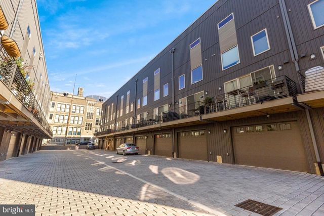 1348 S 19TH ST, Philadelphia, PA 19146