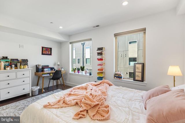 1348 S 19TH ST, Philadelphia, PA 19146