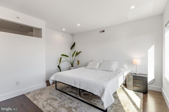 1348 S 19TH ST, Philadelphia, PA 19146