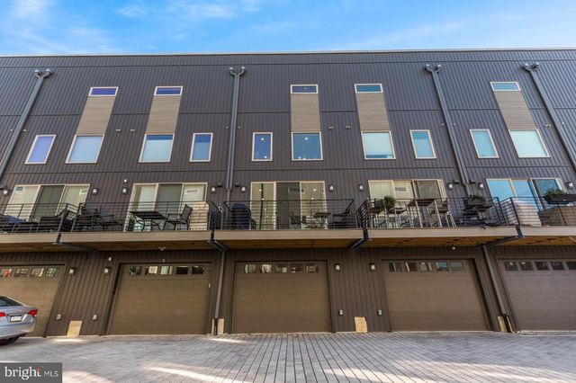 1348 S 19TH ST, Philadelphia, PA 19146