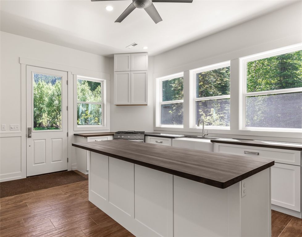 Image 17 of property listing at 189 Blue Creek Road, Heron, MT 59844