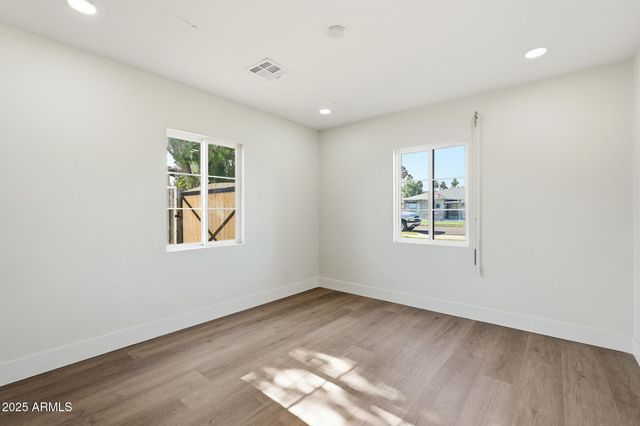 23 N EDGEMONT --, Mesa, AZ 85203