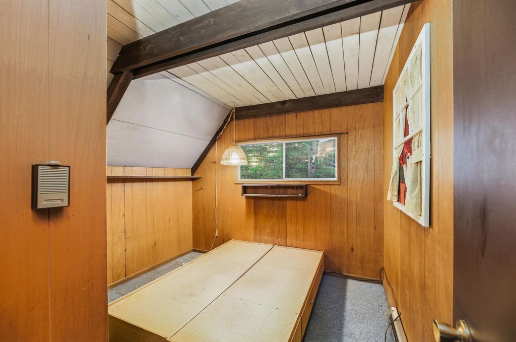 Image 19 of property listing at 158 Temple Road, Sharon, NH 03458