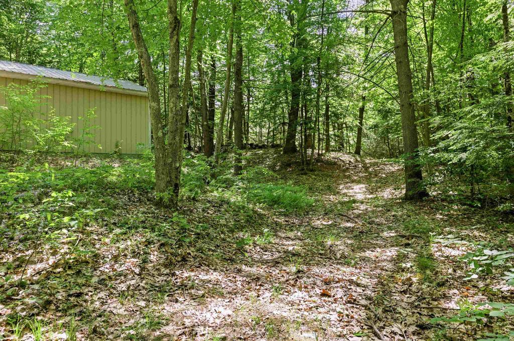 Image 37 of property listing at 158 Temple Road, Sharon, NH 03458