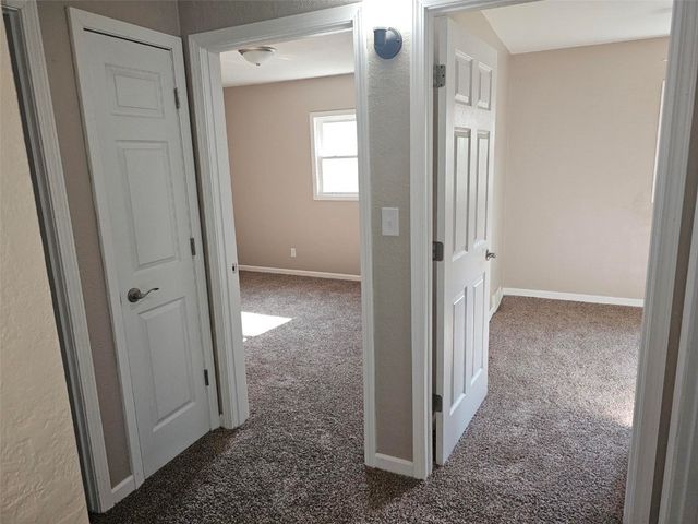 109 E Willman, Hiawatha, IA 52233