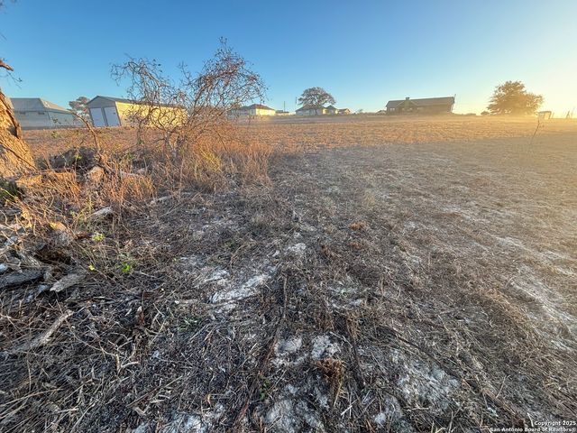 410 Shady, La Vernia, TX 78121