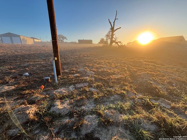 410 Shady, La Vernia, TX 78121