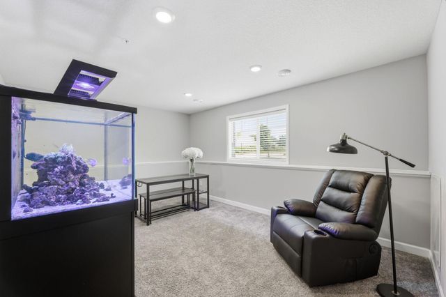 7077 Rice Creek Place NE, Fridley, MN 55432