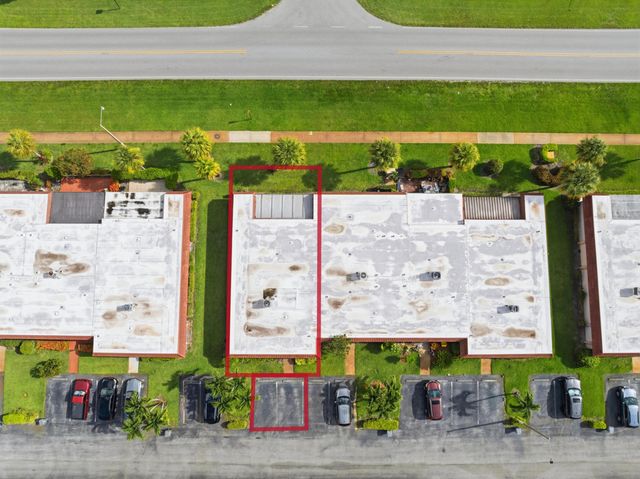 5725 Fernley Drive E 66, West Palm Beach, FL 33415