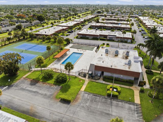 5725 Fernley Drive E 66, West Palm Beach, FL 33415