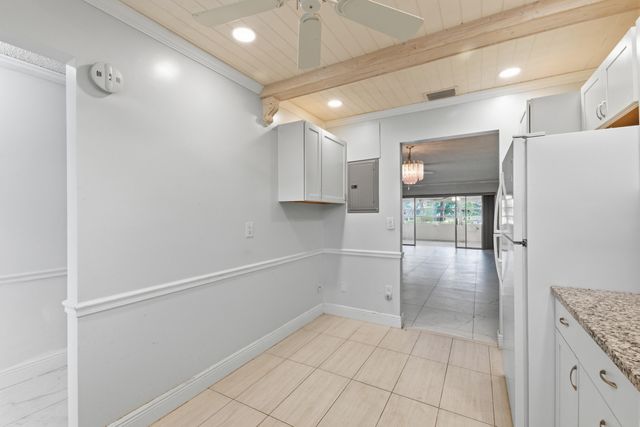 5725 Fernley Drive E 66, West Palm Beach, FL 33415
