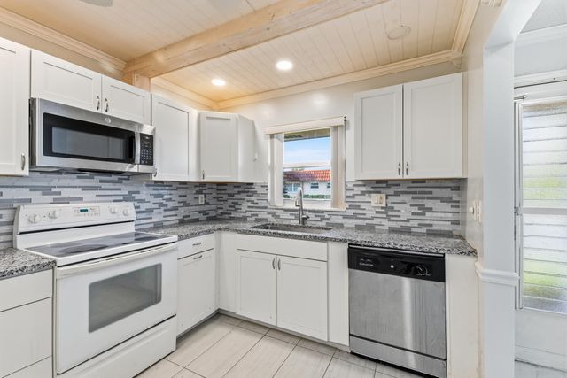 5725 Fernley Drive E 66, West Palm Beach, FL 33415