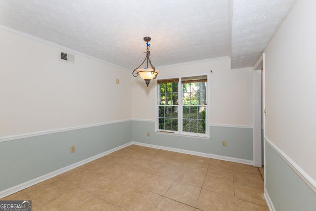 140 Windsor Drive, Fayetteville, GA 30215