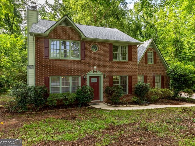 140 Windsor Drive, Fayetteville, GA 30215