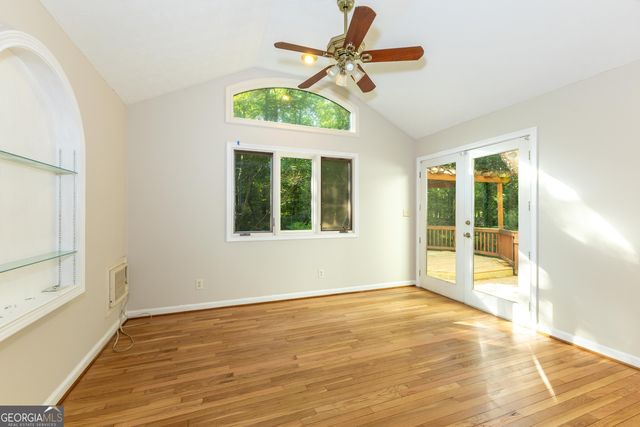 140 Windsor Drive, Fayetteville, GA 30215